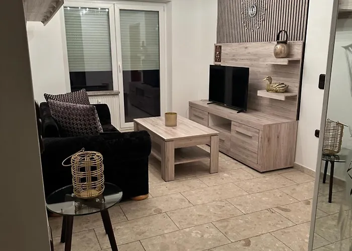Direkt An Der Waldnaab Apartment *